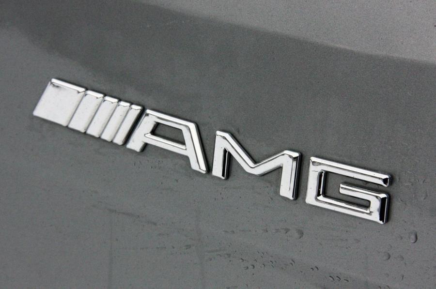  Mercedes-Benz ML63 AMG 2011 года  (фото 44 из 81)